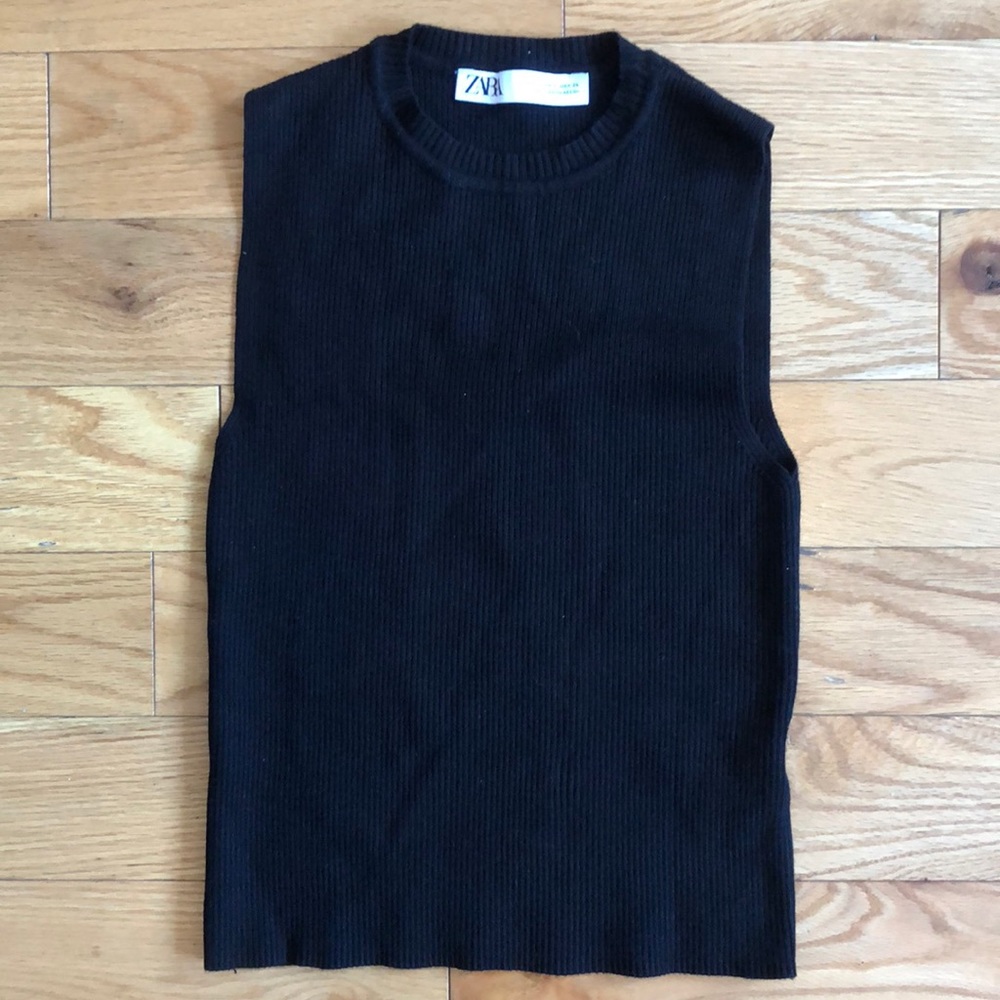 Zara sleeveless knit top